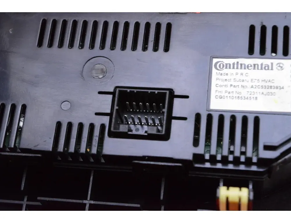 SUBARU Outback 4 generation (2009-2014) Klimatizačná jednotka 72311AJ030 34492866