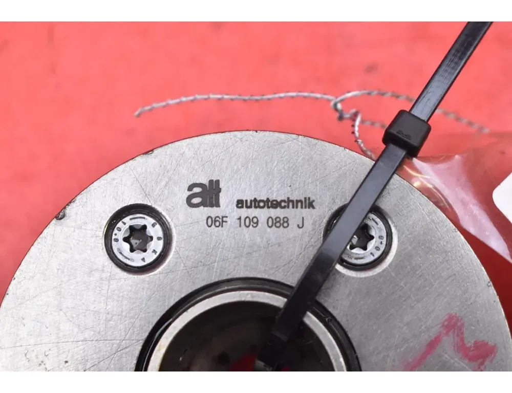 VOLKSWAGEN Golf 4 generation (1997-2006) Timing belt support pulley 06F109088J 33932319