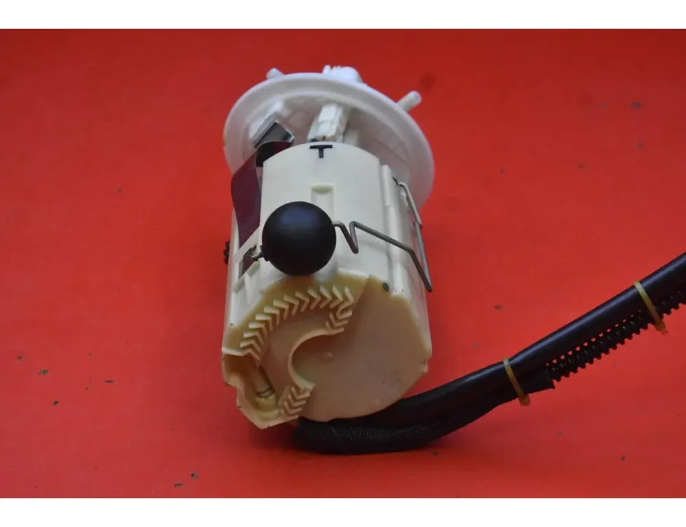 VOLVO XC90 1 generation (2002-2014) Palivové čerpadlo 30645700 34191895