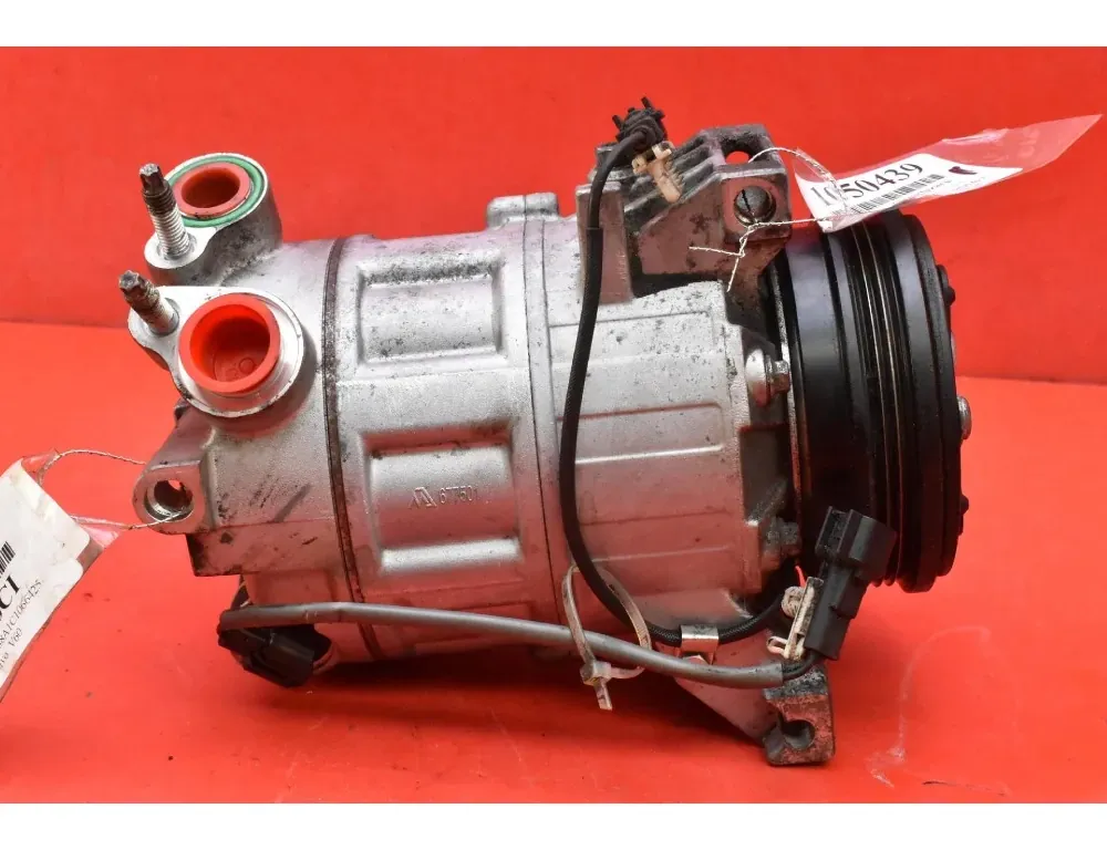 VOLVO V60 1 generation (2010-2020) Klimatizačné čerpadlo KTT090083 33979042