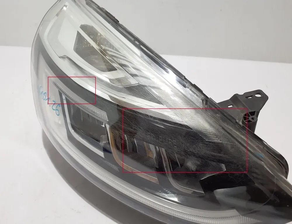 RENAULT Clio 4 generation (2012-2020) Front Right Headlight 260100274R 34461352
