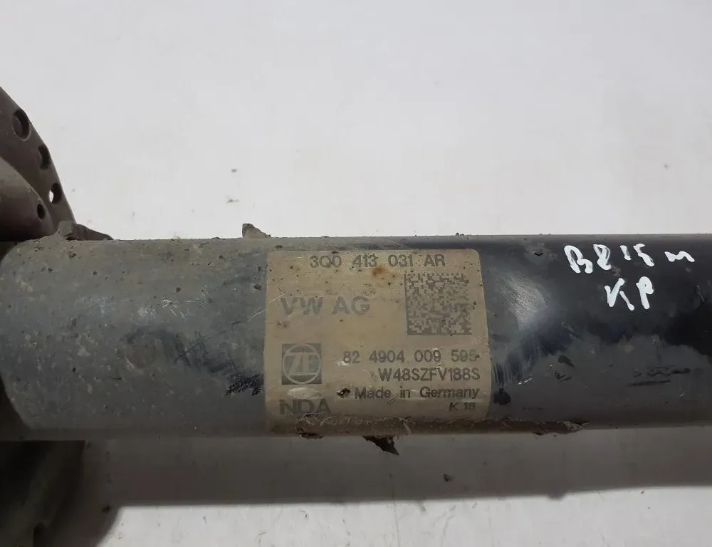 VOLKSWAGEN Passat B8 (2014-2023) Pravý predný tlmič nárazov 3Q0413031AR 32984822