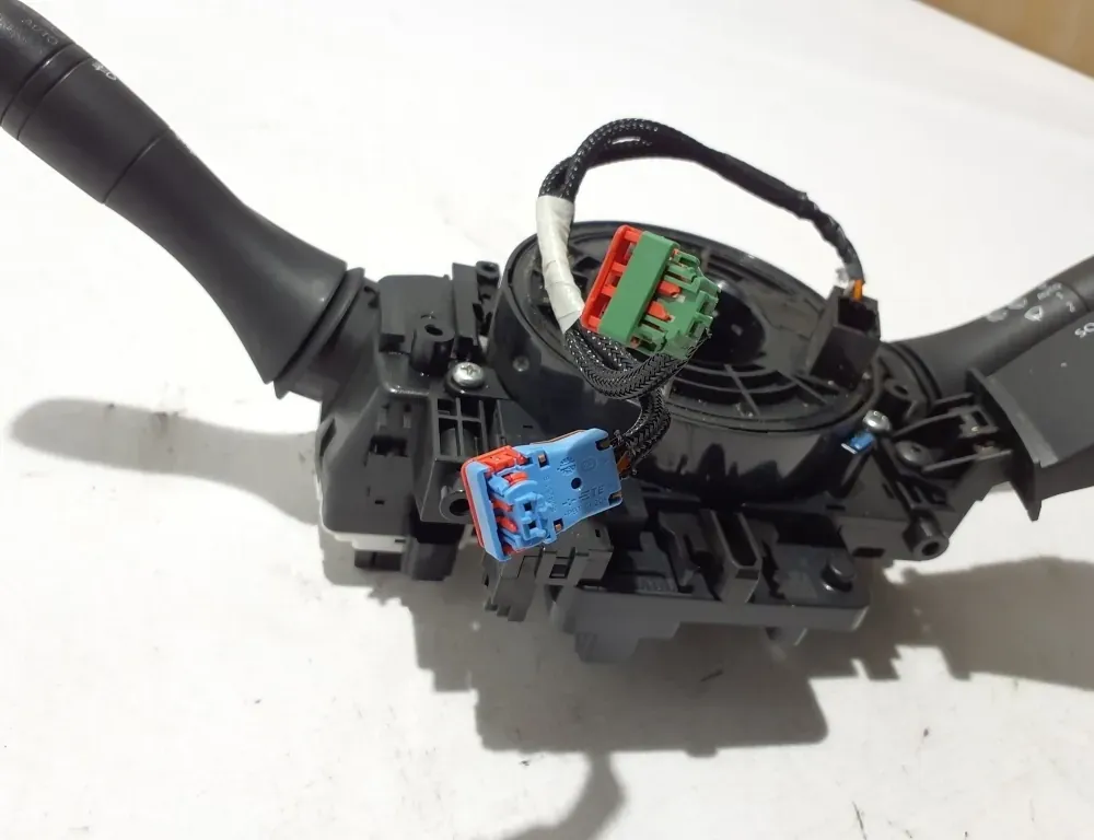 RENAULT Scenic 4 generation (2017-2023) Подрулевой переключатель 33120054