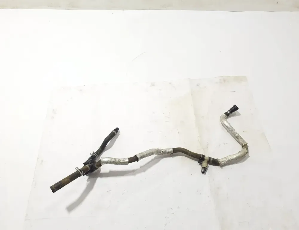 VOLVO V60 2 generation (2018-2023) Pravá hadica vodného chladiča 32222172 33559644