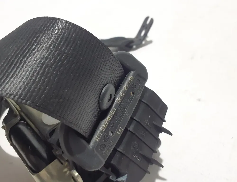 AUDI Q8 4M (2018-2024) Ремень безопасности задний правый 4M8857805A 33591417