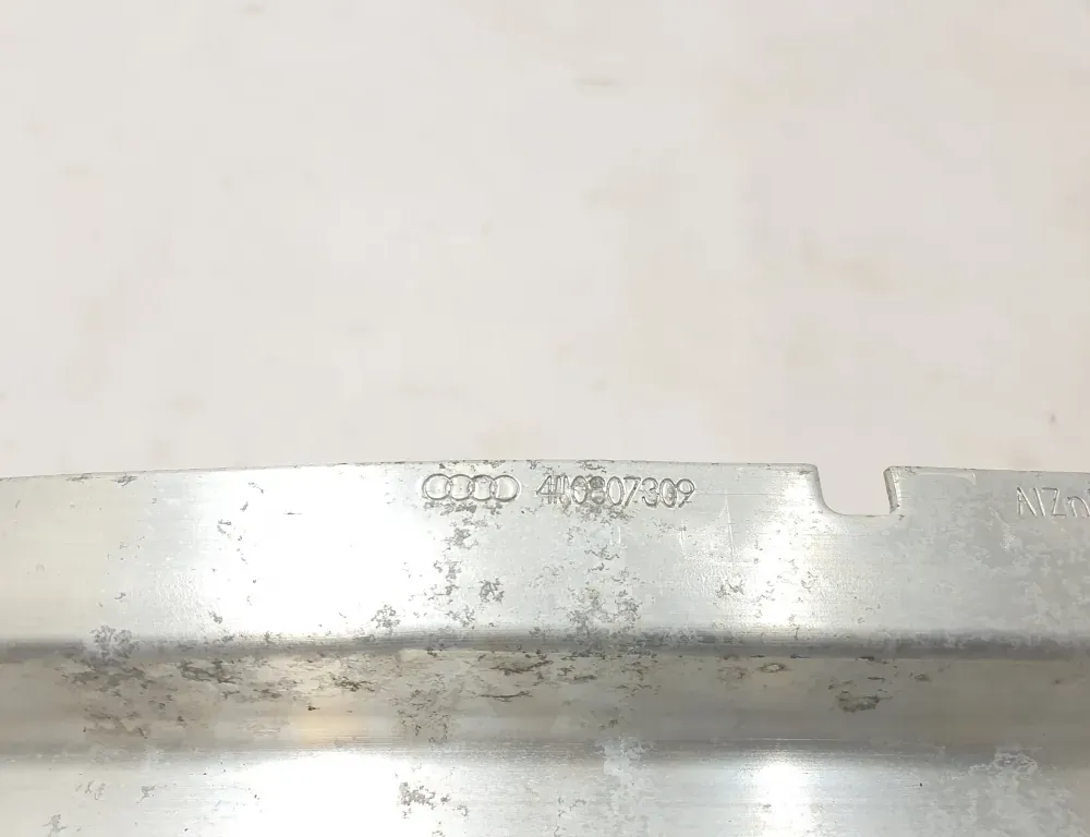 AUDI Q8 4M (2018-2024) Zadná posilňujúca tyč proti nárazu 4M0807309 33595464