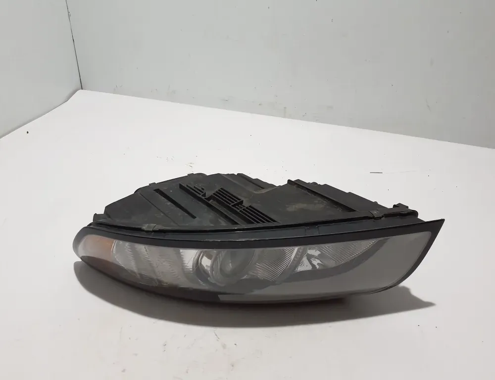 VOLVO V50 1 generation (2003-2012) Pravé predné svetlo 31265694 33600776