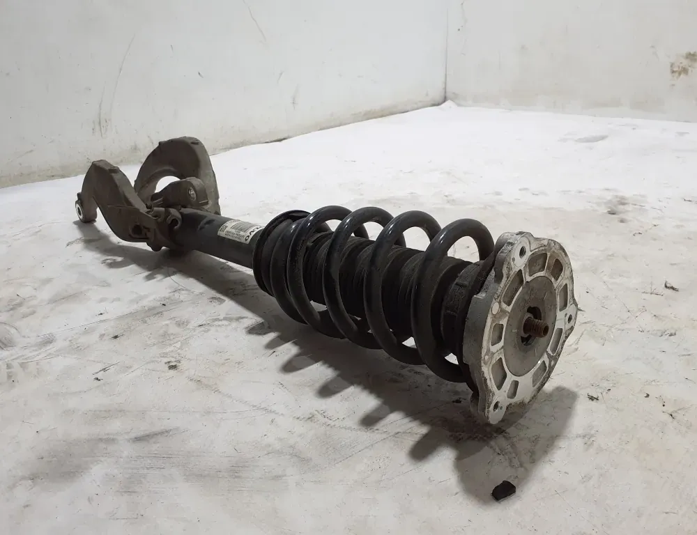 VOLVO XC90 2 generation (2014-2024) Pravý predný tlmič nárazov 32269059 34488728