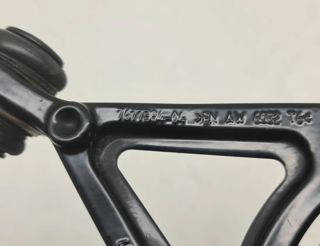 BMW K Rear shock bottom linkage rod 7677384 33110261