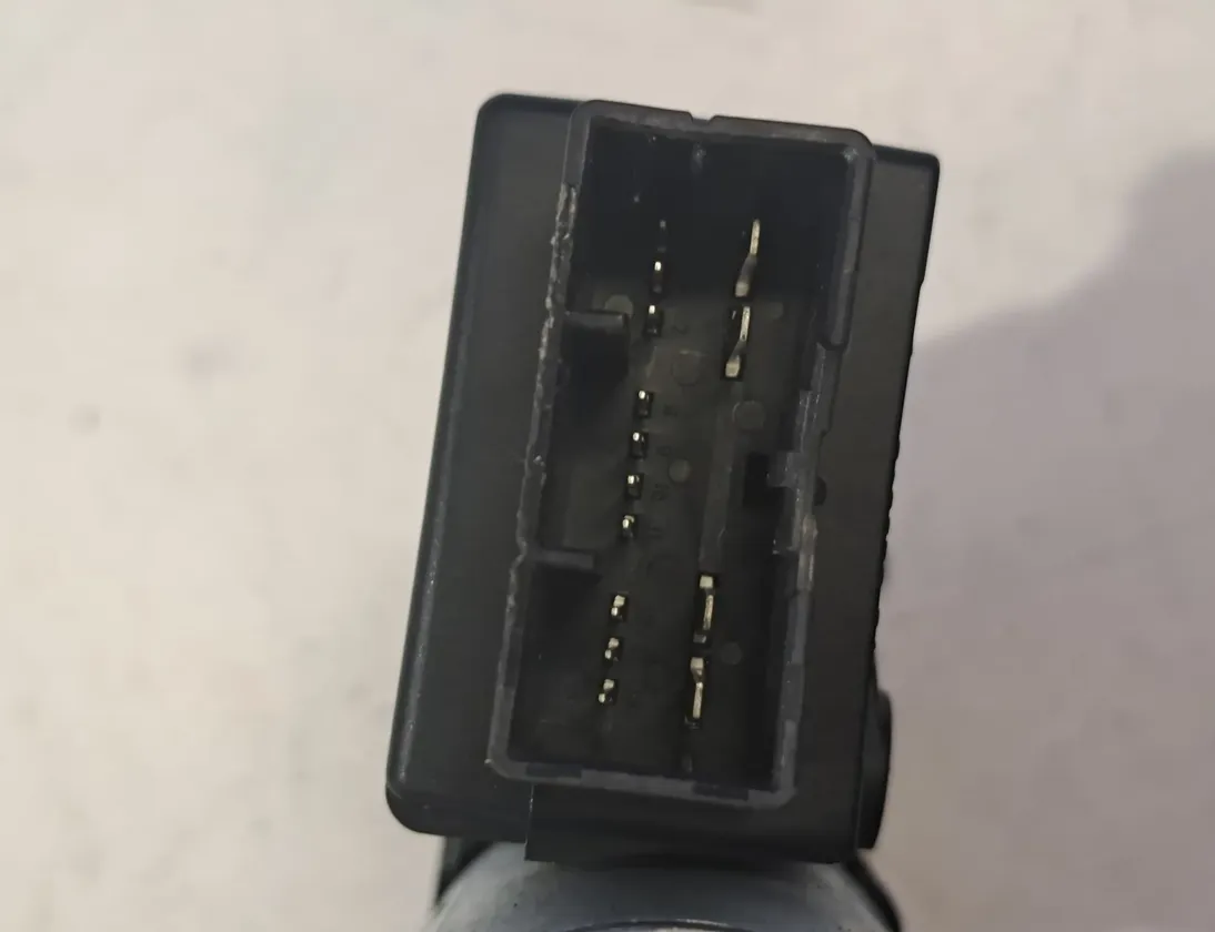 JAGUAR XE 1 generation (2014-2024) Электродвигатель люка JX7353508AA,10027987F 33134751