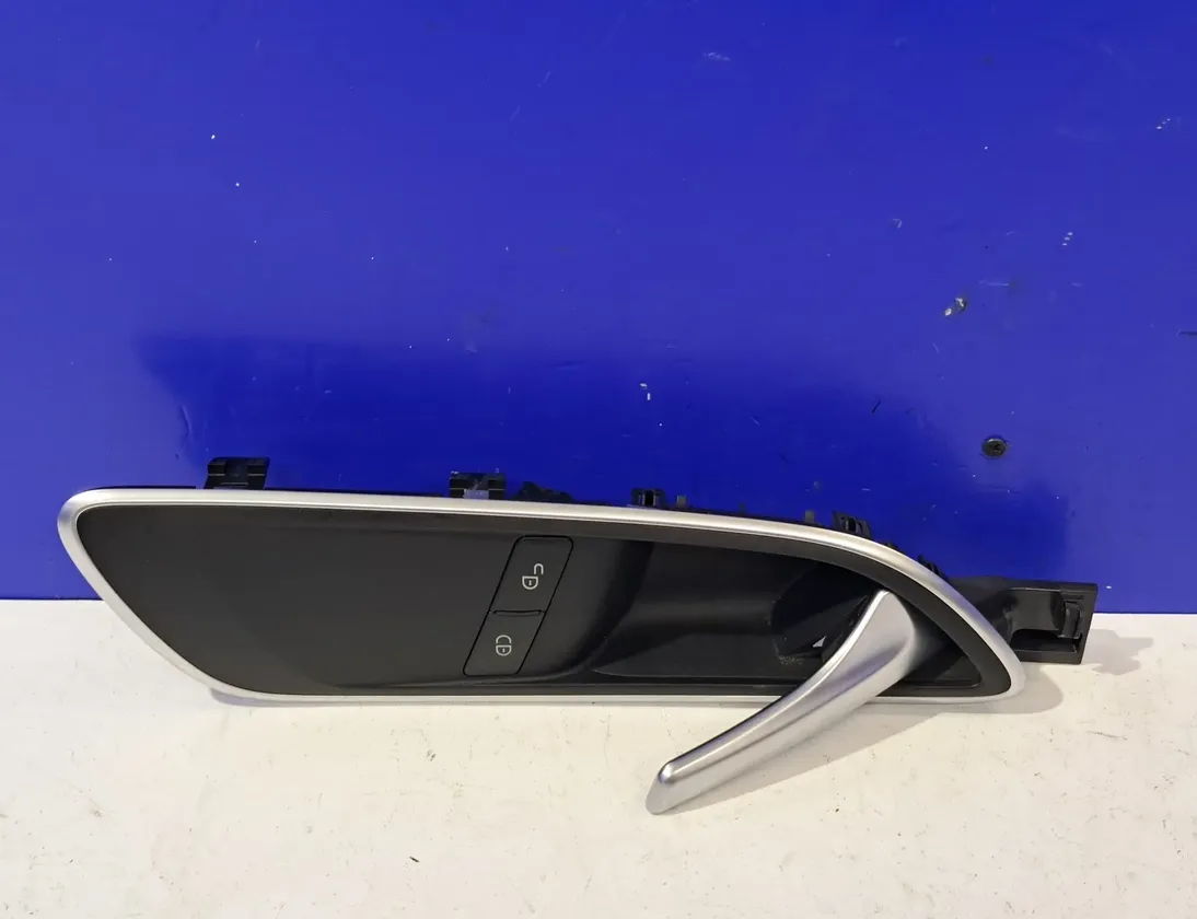 MERCEDES-BENZ B-Class W246 (2011-2020)  Правая задняя внутренняя ручка открытия A2467201448 33359818