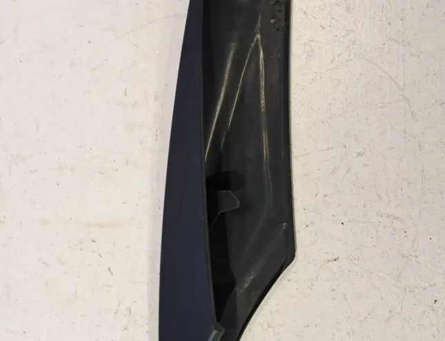 VOLVO V70 2 generation (2000-2008) Front left roof horn cover 8662611 33561686