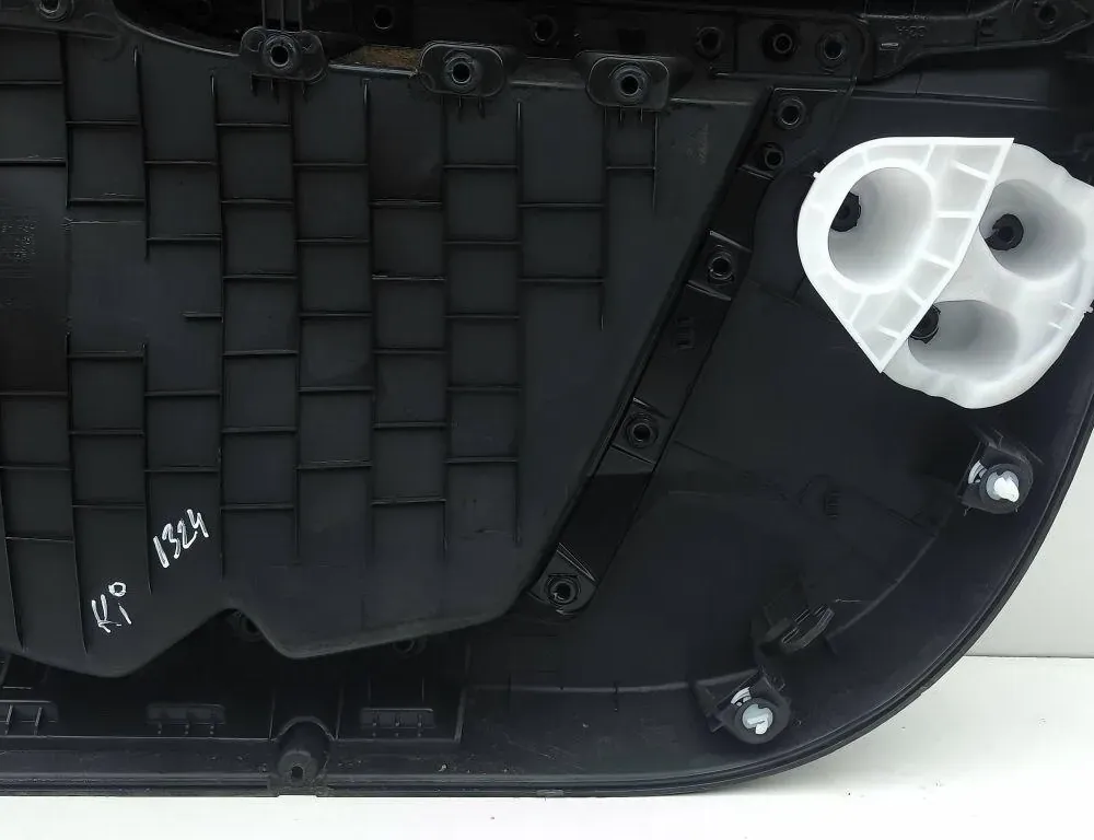 RENAULT Captur 2 generation (2019-2023) Обшивка передней левой двери 809015070R 33453036