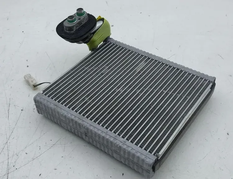 KIA Niro 1 generation  (2016-2022) Радиатор отопителя салона 33550687