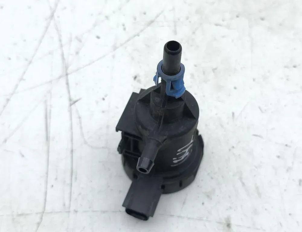 CHRYSLER Voyager 5 generation (2007-2020) Vakuumový ventil 4891741AA,1498B 33602567