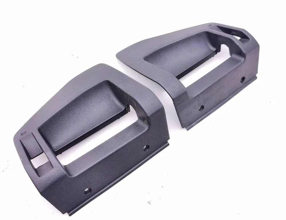 CHRYSLER Voyager 5 generation (2007-2020) Панель задней правой двери 1cu65trmac 34465623