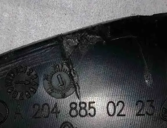 MERCEDES-BENZ C-Class W204/S204/C204 (2004-2015) Predný dolný mriežka 2048850223 32673898