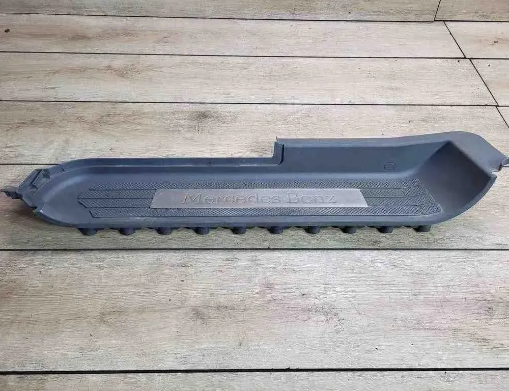 MERCEDES-BENZ Vito W639 (2003-2015) Pravý predný prahový lišta P0099419 32678257