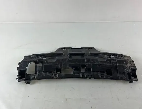 BMW 4 Series F32/F33/F36 (2013-2020) Левый держатель заднего бампера 15857711 33269393