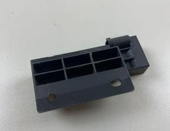 CHRYSLER Pacifica 2 generation (RU) (2016-2023) Bootlid Antenna Amplifier 68068148AA 33269490