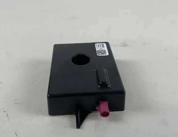 BMW 4 Series F32/F33/F36 (2013-2020) Антенный модуль 50110218,21889810 33269696