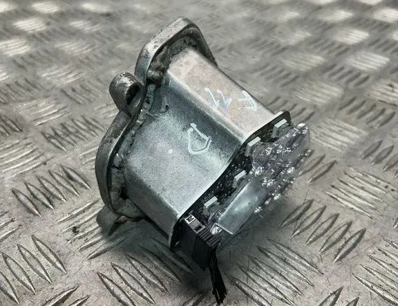 BMW 5 Series F10/F11 (2009-2017) Front right turn light 171739 33345586