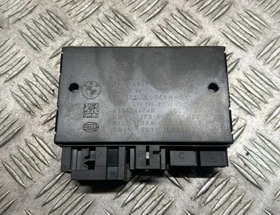 BMW 5 Series F10/F11 (2009-2017) Блок управления крюкa 6867931 33550655