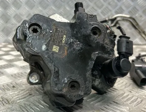 MERCEDES-BENZ C-Class W204/S204/C204 (2004-2015) Fuel Injector Kit A6420701387 33608105