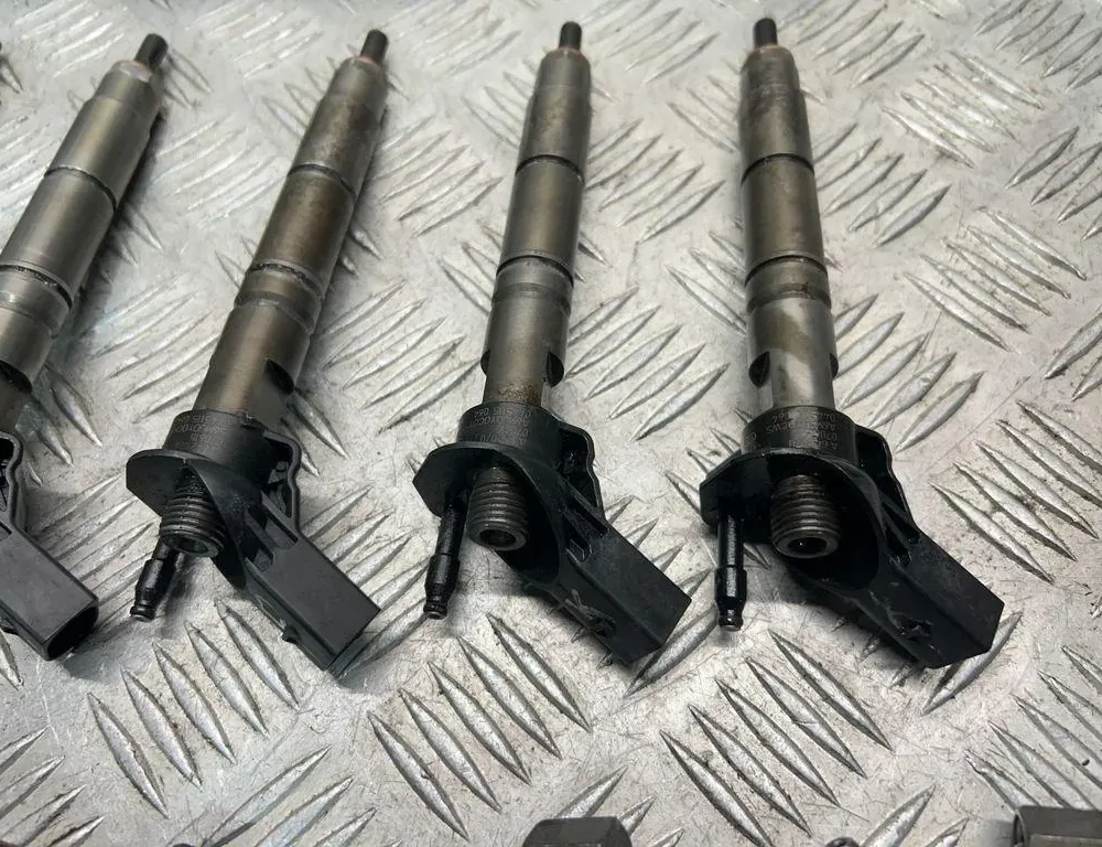 MERCEDES-BENZ C-Class W204/S204/C204 (2004-2015) Fuel Injector Kit A6420701387 33608105