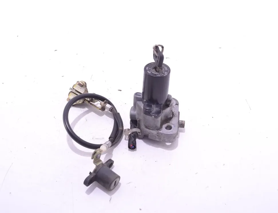 YAMAHA FZS Kompletná sada zámkov nádržový uzáver sada zapalovacieho prepínača 15303137