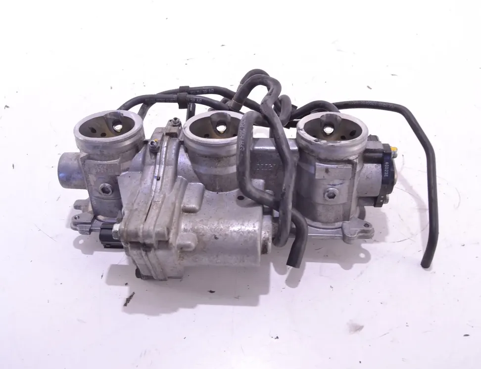 TRIUMPH TIGER Throttle body Unavailable 15439593