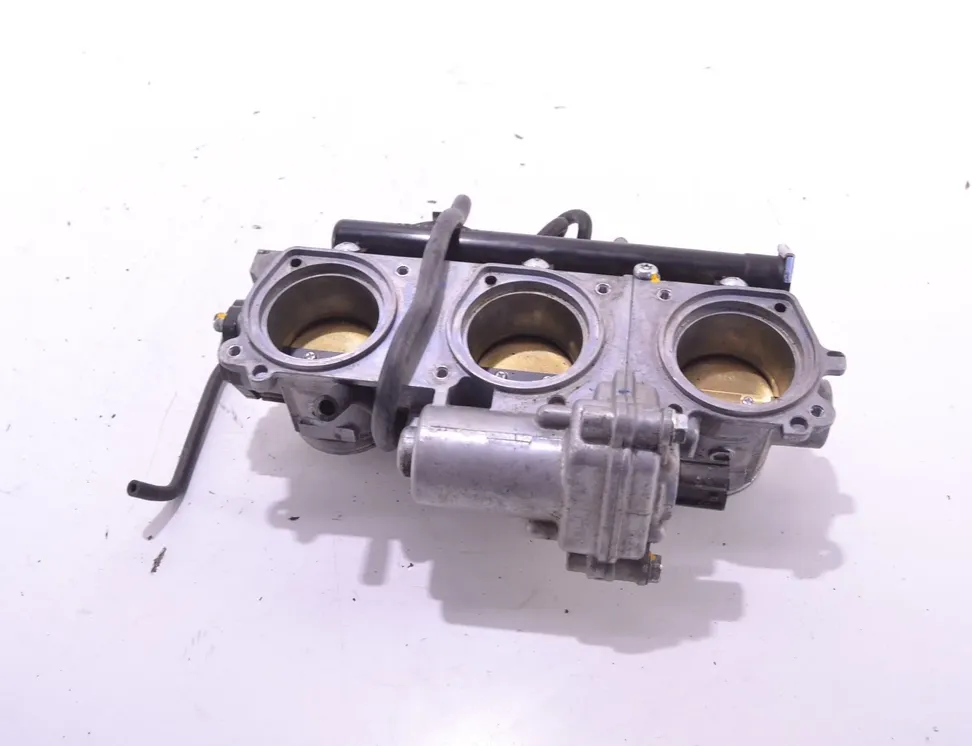 TRIUMPH TIGER Throttle body Unavailable 15439593