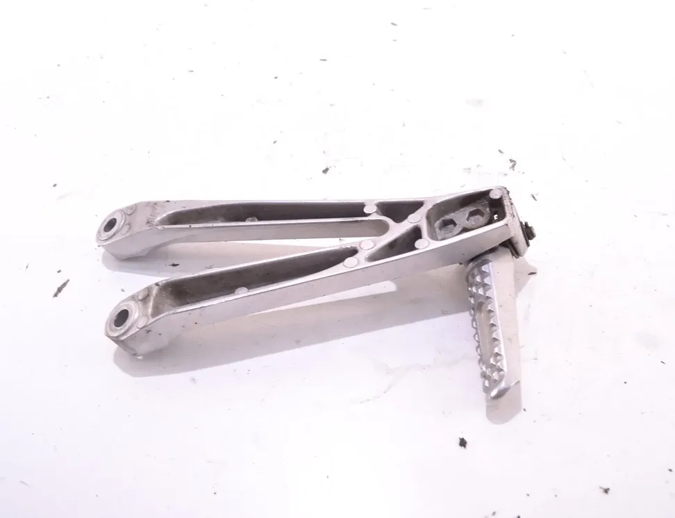 HONDA CBR (1983-2016) Zadný ľavý držiak na nohu Unavailable 15511556