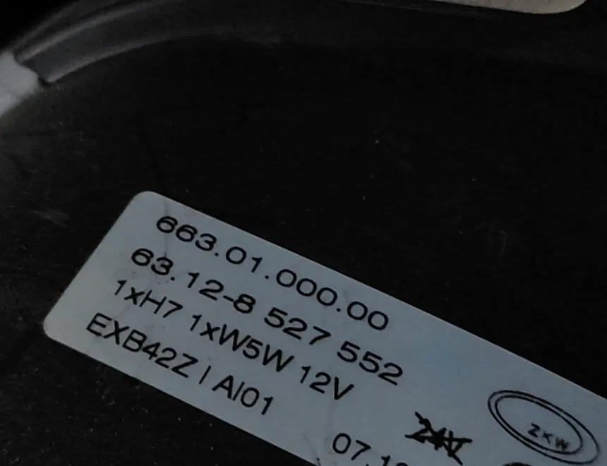 BMW S (2014-2019) Predné svetlo reflektora 8527552,7715927,8527553 32065912