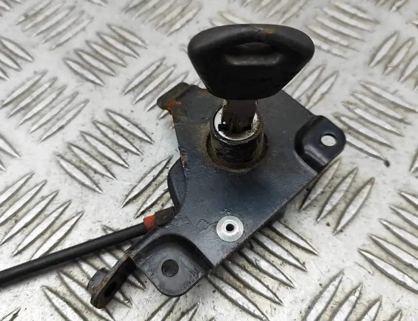 TRIUMPH SPEED Kompletná sada zámkov nádržový uzáver sada zapalovacieho prepínača 33364908