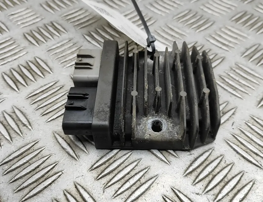 BMW R1250 (2019-2023) Voltage rectifier regulator 8523367 33455358