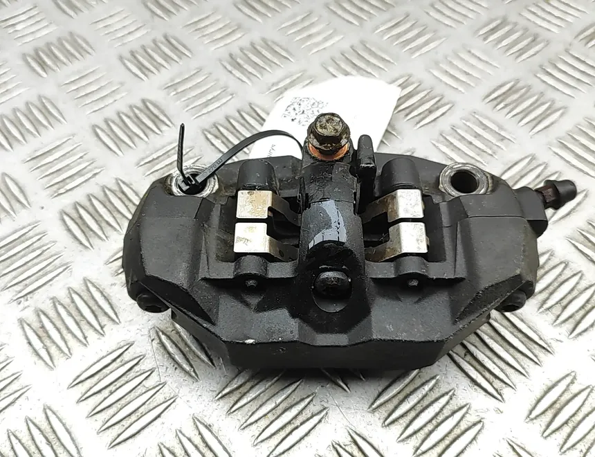 SUZUKI GSX-R Передний левый боковой тормозной суппорт 33495156