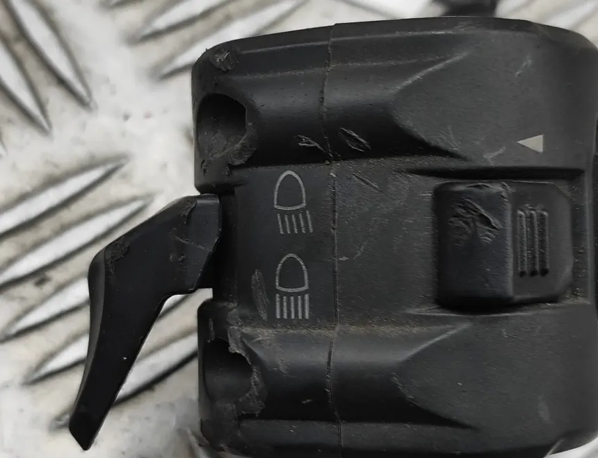 DUCATI STREETFIGHTER Left side switch gear lights LH 33495523