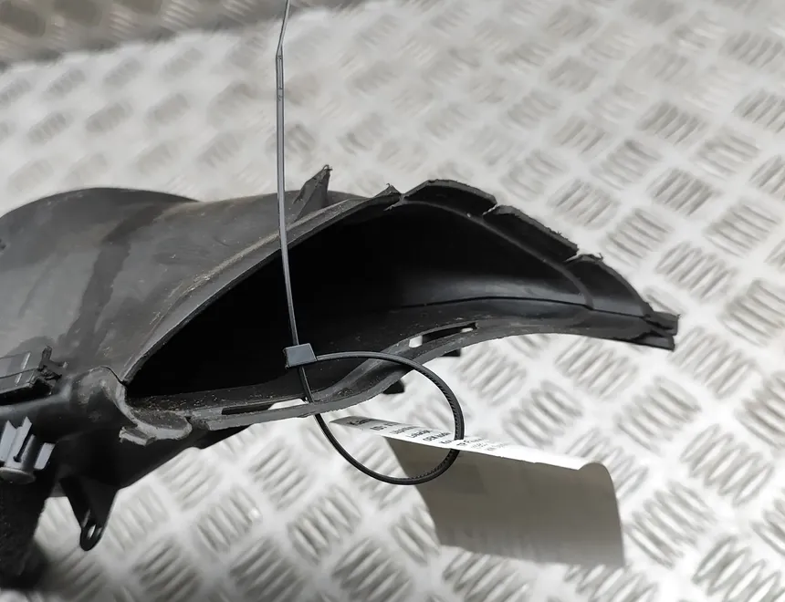 HONDA CBR (1983-2016) Ľavý sací kanál vzduchu LH 64380-MFL-0000 33600219