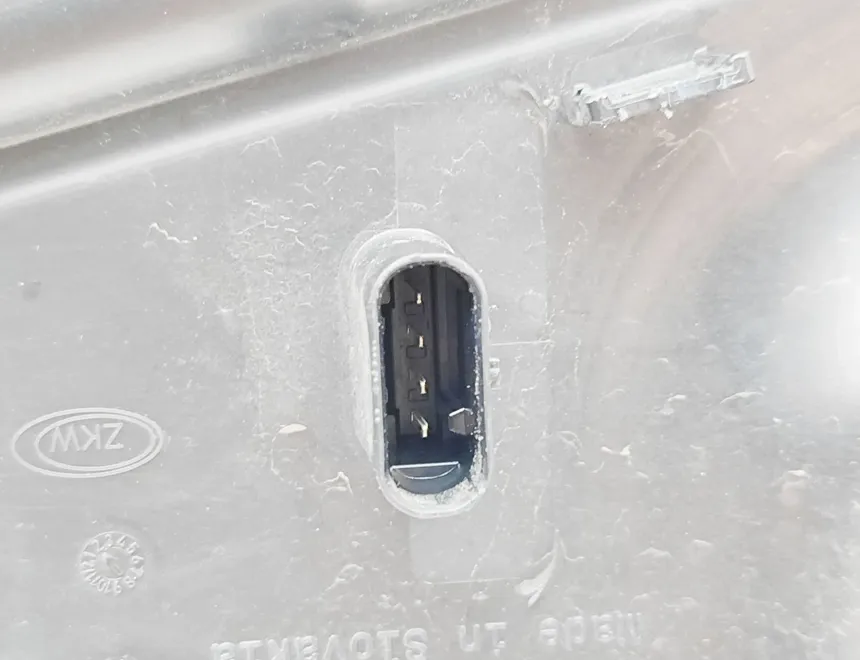 BMW K Predné svetlo reflektora 9467591 33708850