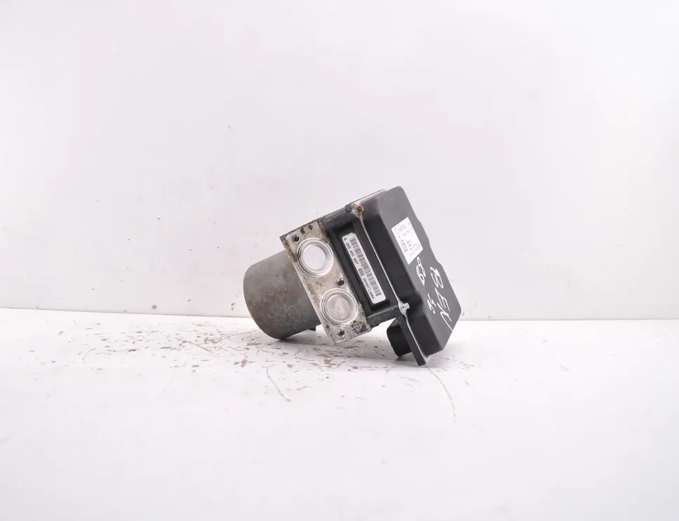 AUDI A4 B8/8K (2011-2016) ABS čerpadlo 8K0907379,8K0907379CD 33594250