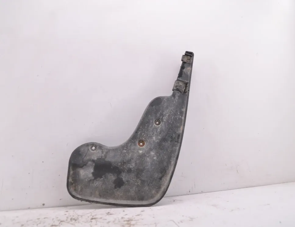 VOLKSWAGEN Passat B6 (2005-2010) Брызговик передний левый 33605366