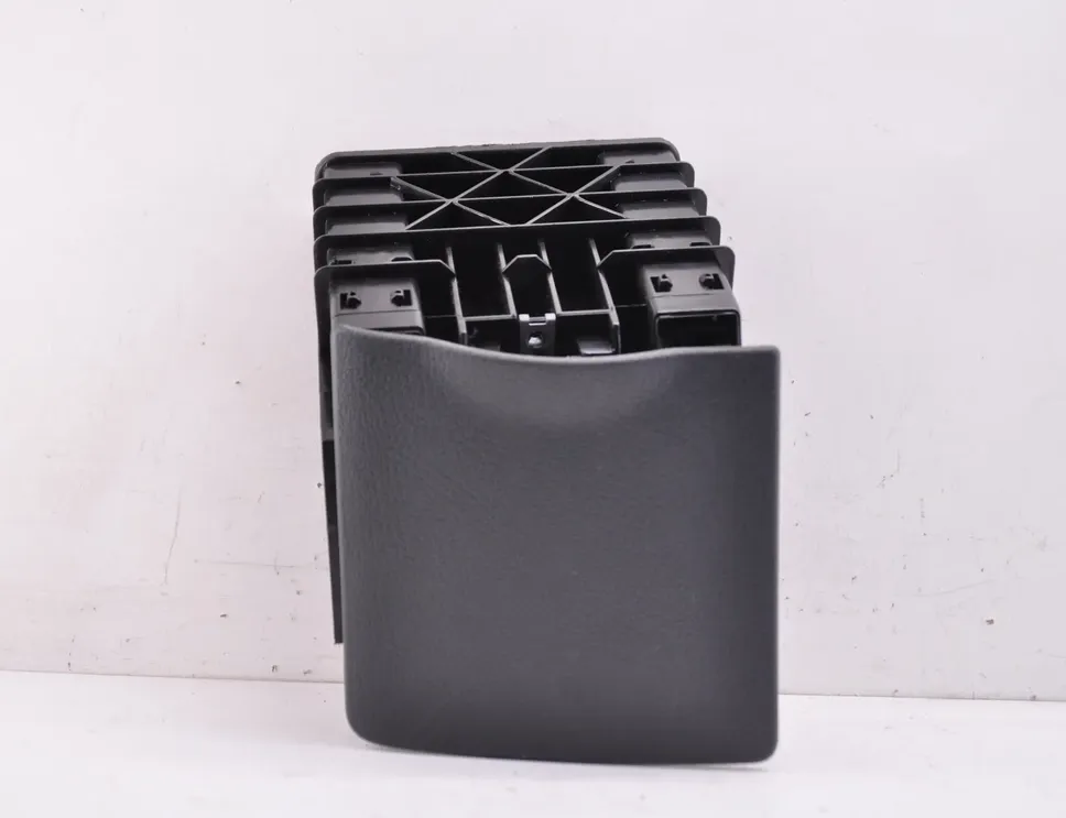 MERCEDES-BENZ Vito W639 (2003-2015) Držiak na poháre A6396800258 34498474