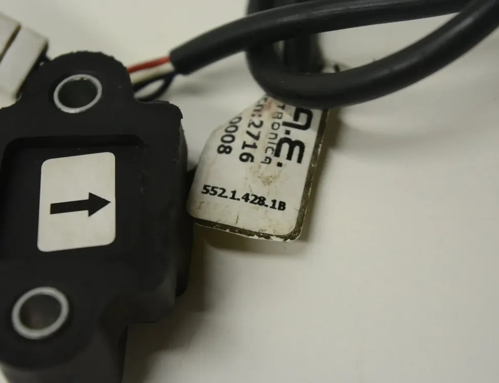 DUCATI MULTISTRADA Датчик падения наклона при аварии 18105517