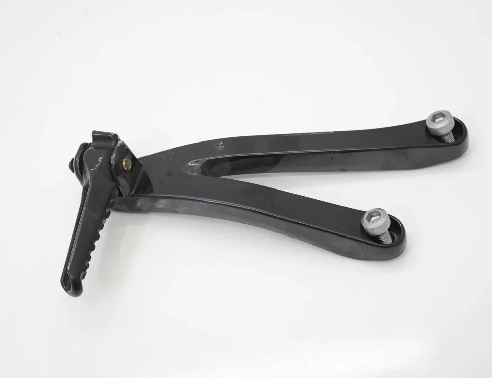 HONDA CBR (1983-2016) Zadný ľavý držiak na nohu 21718159