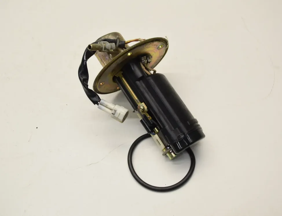 SUZUKI GSX-R Fuel pump 15100-35F30 32801083