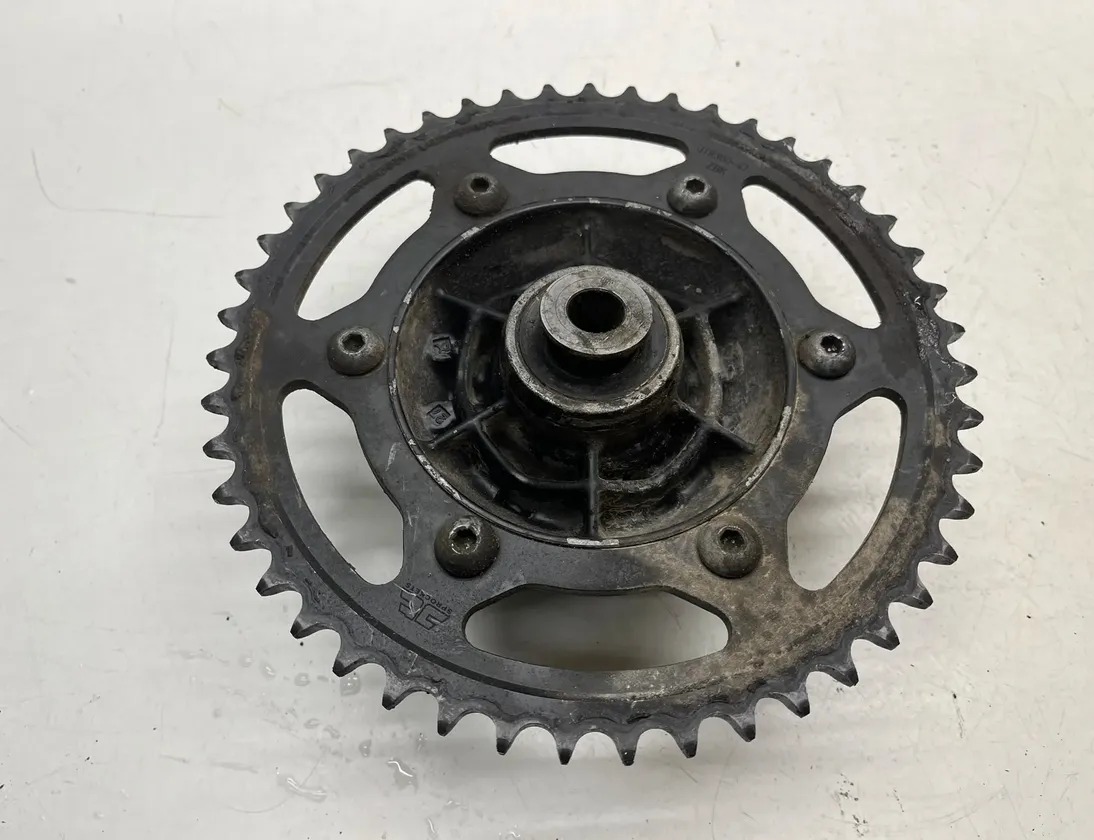 HONDA XL Zadný nosič náboja pastorku 32861682