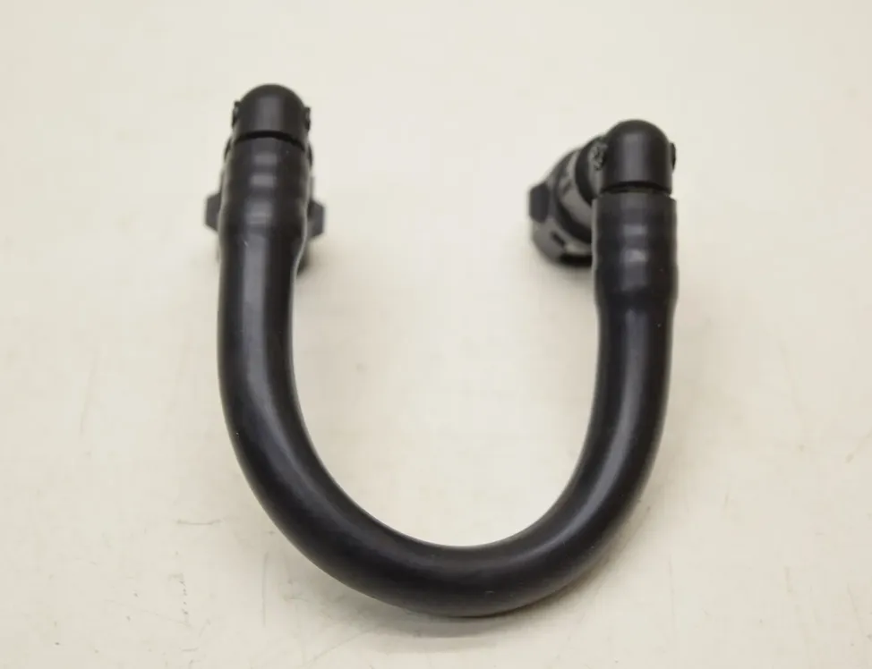 SUZUKI GSX-R Fuel rail 33358950