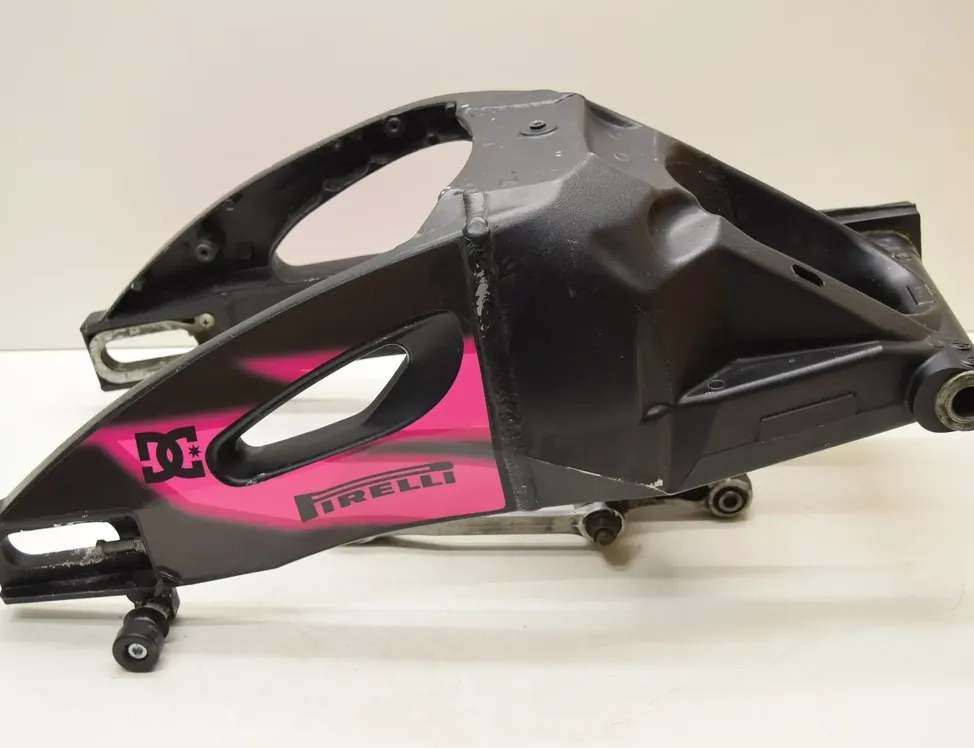 SUZUKI GSX-R Zadný kyvný rameno 33389581