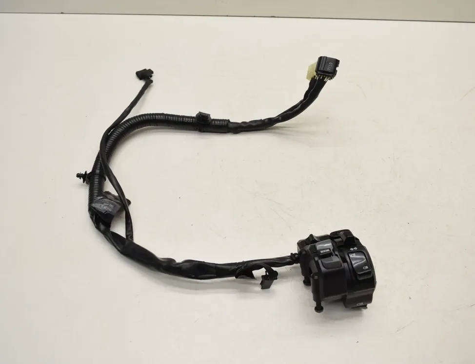 YAMAHA MT Фары левой стороны переключателя передач 33695576